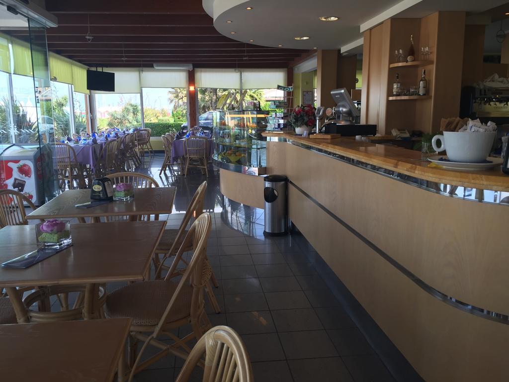 Hotel Marina Fano Luaran gambar