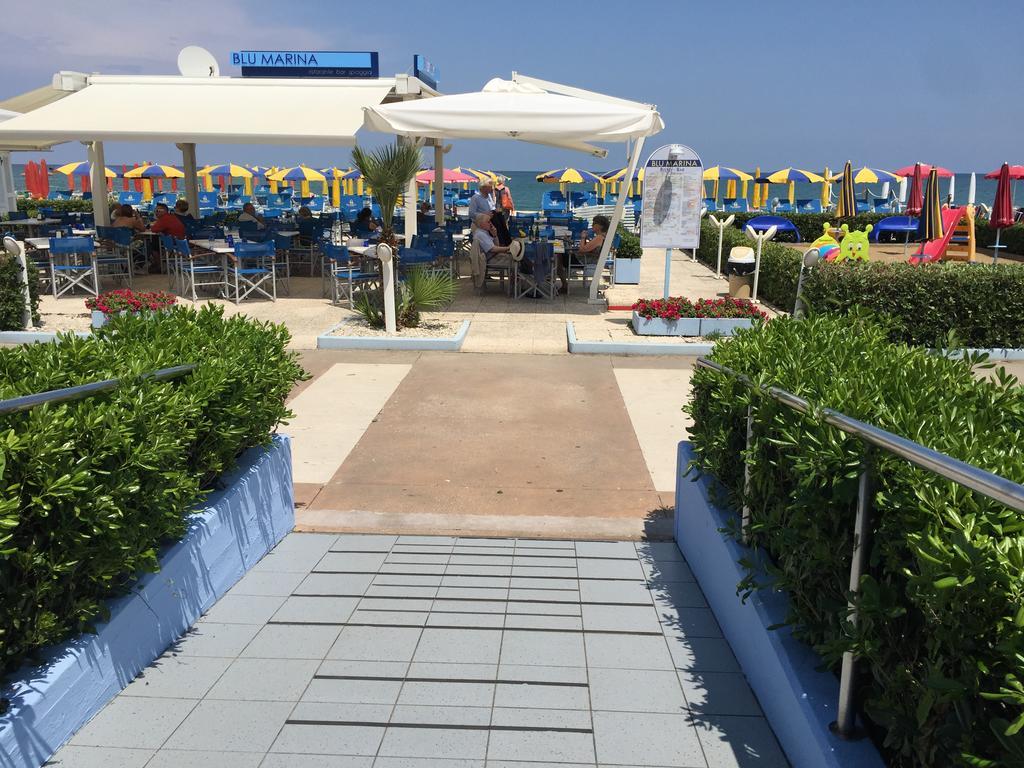 Hotel Marina Fano Luaran gambar
